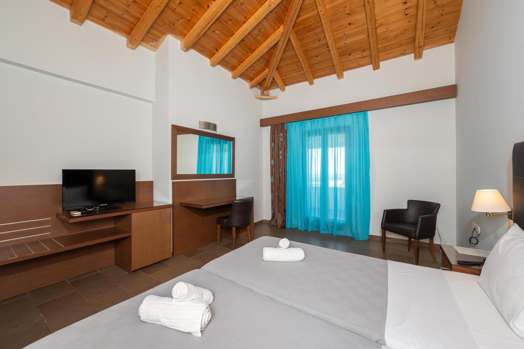 Aktaion Resort Gythio Zewnętrze zdjęcie